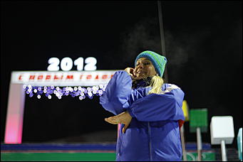 13 января 2012г. Барнаул , площадь Сахарова   Радиостанция «Юмор ФМ Барнаул» отметила пятилетие и Старый Новый год