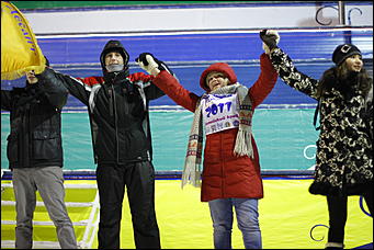 13 января 2012г. Барнаул , площадь Сахарова   Радиостанция «Юмор ФМ Барнаул» отметила пятилетие и Старый Новый год