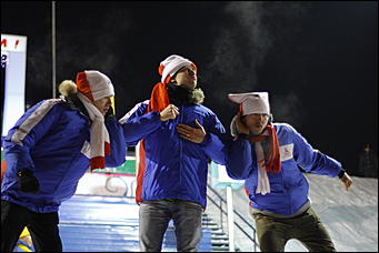 13 января 2012г. Барнаул , площадь Сахарова   Радиостанция «Юмор ФМ Барнаул» отметила пятилетие и Старый Новый год