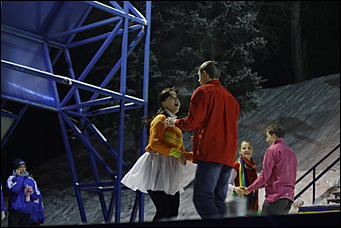 13 января 2012г. Барнаул , площадь Сахарова   Радиостанция «Юмор ФМ Барнаул» отметила пятилетие и Старый Новый год