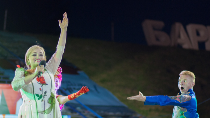 4 сентябрь 2016 г., Барнаул &copy; Амител Вячеслав Мельников   Вот она любовь долгожданная! Как барнаульцы встречали королеву народной песни