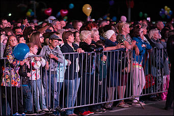 4 сентябрь 2016 г., Барнаул © Амител Вячеслав Мельников Вот она любовь долгожданная! Как барнаульцы встречали королеву народной песни