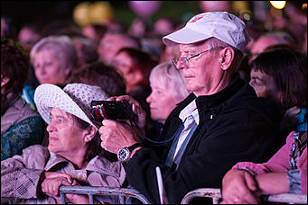 4 сентябрь 2016 г., Барнаул © Амител Вячеслав Мельников Вот она любовь долгожданная! Как барнаульцы встречали королеву народной песни