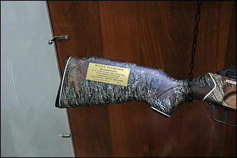 23 октября 2019 г., Барнаул. Екатерина Смолихина   Меч Боливара и другие. Коллекцию сувенирного оружия Калашникова привезли в Барнаул