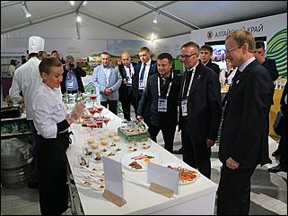 20 сентября 2019 г., Калужская область   "Хлеб, ты - мир". Алтайский край представил свою продукцию на международном форуме 
