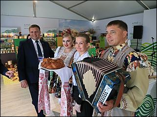 20 сентября 2019 г., Калужская область   "Хлеб, ты - мир". Алтайский край представил свою продукцию на международном форуме 
