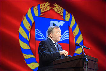 30 мая 2018 г., Барнаул. Екатерина Смолихина   Губернатор Александр Карлин в объективе Amic.ru