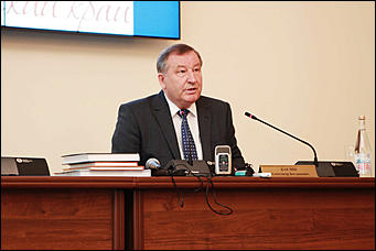 30 мая 2018 г., Барнаул. Екатерина Смолихина   Губернатор Александр Карлин в объективе Amic.ru