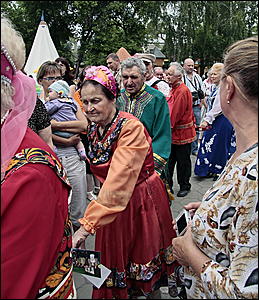 12 июня 2011 г., Барнаул   Гала-концерт фестиваля "Карусель дружбы"