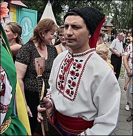 12 июня 2011 г., Барнаул   Гала-концерт фестиваля "Карусель дружбы"