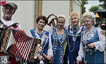 12 июня 2011 г., Барнаул   Гала-концерт фестиваля "Карусель дружбы"