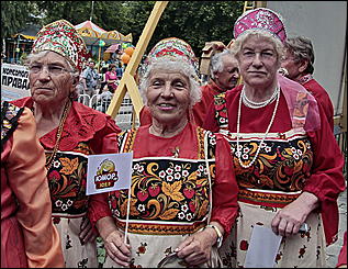 12 июня 2011 г., Барнаул   Гала-концерт фестиваля "Карусель дружбы"