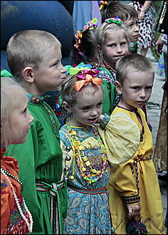 12 июня 2011 г., Барнаул   Гала-концерт фестиваля "Карусель дружбы"