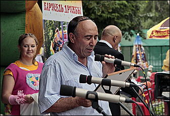 12 июня 2011 г., Барнаул   Гала-концерт фестиваля "Карусель дружбы"