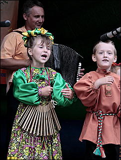 12 июня 2011 г., Барнаул   Гала-концерт фестиваля "Карусель дружбы"