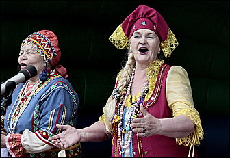 12 июня 2011 г., Барнаул   Гала-концерт фестиваля "Карусель дружбы"