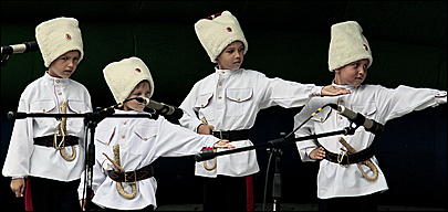 12 июня 2011 г., Барнаул   Гала-концерт фестиваля "Карусель дружбы"