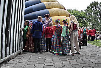 12 июня 2011 г., Барнаул   Гала-концерт фестиваля "Карусель дружбы"