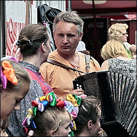 12 июня 2011 г., Барнаул   Гала-концерт фестиваля "Карусель дружбы"