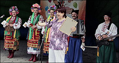 12 июня 2011 г., Барнаул   Гала-концерт фестиваля "Карусель дружбы"