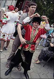 12 июня 2011 г., Барнаул   Гала-концерт фестиваля "Карусель дружбы"