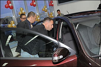 27 октября 2009 г., Барнаул   Открытие дилерского центра Kia Motors