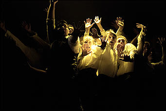 17 февраль 2016 г., Барнаул © Амител Вячеслав Мельников   Люблю жизнь, когда она – как кино. В Барнауле открыли Год российского кинематографа