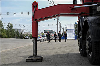 7 июнь 2017 г., Барнаул   Фоторепортаж о том, как сотрудники МЧС снимали людей с колеса обозрения 