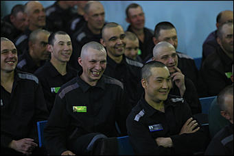 25 май 2017 г., Барнаул   "От звонка до звонка". Как школьный праздник прошел в алтайской колонии №З