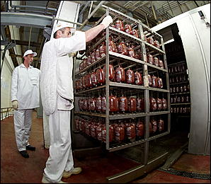 26 мая 2010 г., Новосибирск   Как журналисты за колбасой ходили