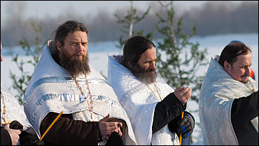 19 января 2016 г. Барнаул © Амител. Вячеслав Мельников   Как проходил праздник Крещение Господне