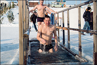 19 января 2016 г. Барнаул © Амител. Вячеслав Мельников   Как проходил праздник Крещение Господне