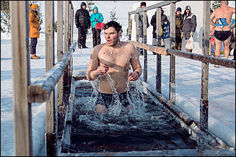 19 января 2016 г. Барнаул © Амител. Вячеслав Мельников   Как проходил праздник Крещение Господне
