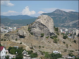 Август 2009 г., Крым   Генуэзская крепость в городе Судаке (Крым, Украина)