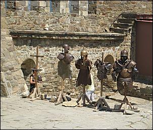 Август 2009 г., Крым   Генуэзская крепость в городе Судаке (Крым, Украина)