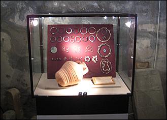 Август 2009 г., Крым   Генуэзская крепость в городе Судаке (Крым, Украина)