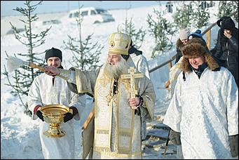 20 января 2021 г., Барнаул   "Вытаскивай меня, я уже все". Как в Барнауле прошел праздник Крещения