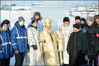 20 января 2021 г., Барнаул   "Вытаскивай меня, я уже все". Как в Барнауле прошел праздник Крещения