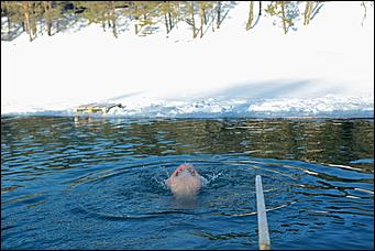 20 января 2021 г., Барнаул   "Вытаскивай меня, я уже все". Как в Барнауле прошел праздник Крещения