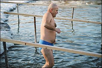 20 января 2021 г., Барнаул   "Вытаскивай меня, я уже все". Как в Барнауле прошел праздник Крещения