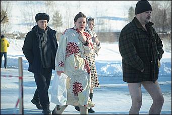 20 января 2021 г., Барнаул   "Вытаскивай меня, я уже все". Как в Барнауле прошел праздник Крещения