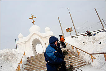 17 январь 2017 г., Барнаул © Амител Вячеслав Мельников   Как возводят купели для тех, кто будет окунаться в прорубь