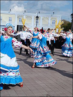 14 сентябрь 2012 г., Барнаул   Открытие памятника «Переселенцам на Алтай от благодарных потомков»
