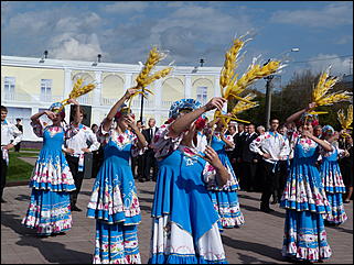 14 сентябрь 2012 г., Барнаул   Открытие памятника «Переселенцам на Алтай от благодарных потомков»
