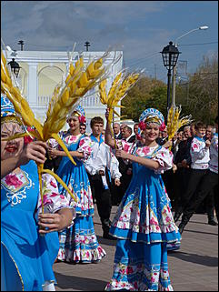 14 сентябрь 2012 г., Барнаул   Открытие памятника «Переселенцам на Алтай от благодарных потомков»
