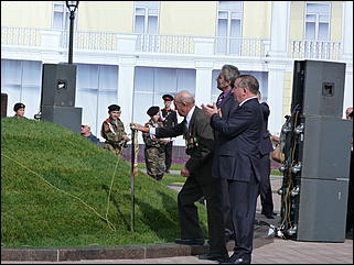 14 сентябрь 2012 г., Барнаул   Открытие памятника «Переселенцам на Алтай от благодарных потомков»
