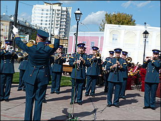 14 сентябрь 2012 г., Барнаул   Открытие памятника «Переселенцам на Алтай от благодарных потомков»
