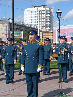 14 сентябрь 2012 г., Барнаул   Открытие памятника «Переселенцам на Алтай от благодарных потомков»
