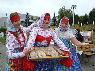 14 сентябрь 2012 г., Барнаул   Открытие памятника «Переселенцам на Алтай от благодарных потомков»
