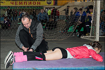 5 январь 2016 г., Барнаул   Сильнейшие легкоатлеты края борются за "Рождественский кубок" в Барнауле